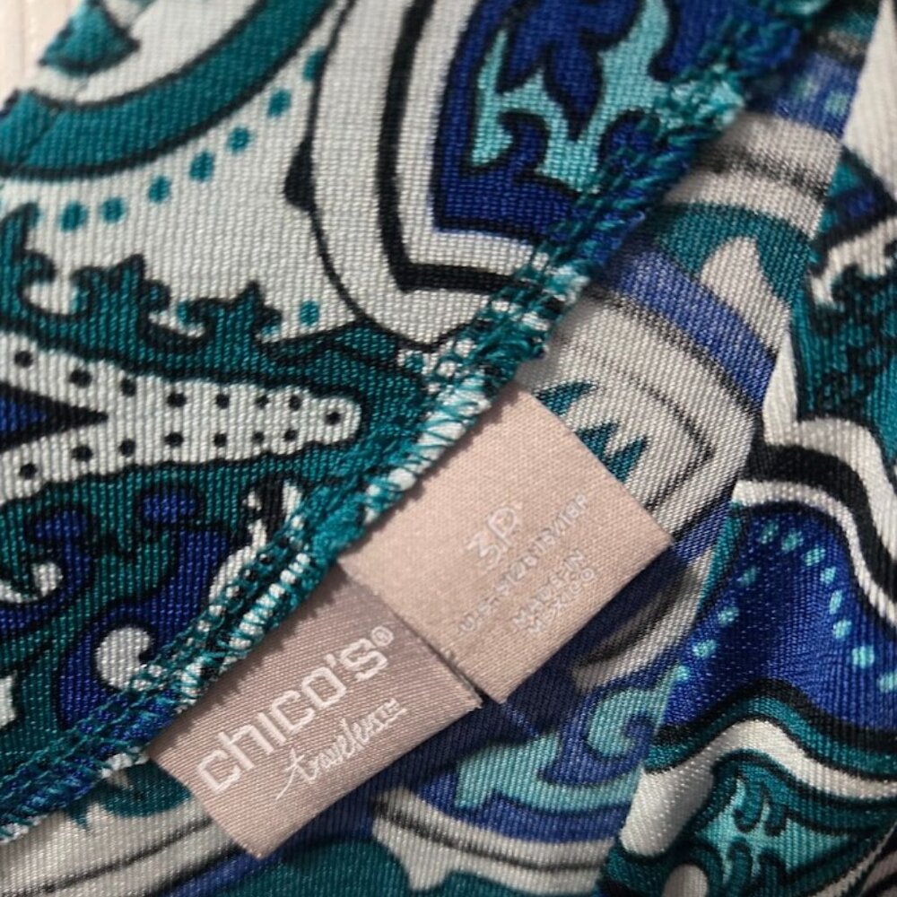 Chico's Travelers 3/4 sleeve blue green paisley‎ with back cut out 3P/XLP - Picture 3 of 5